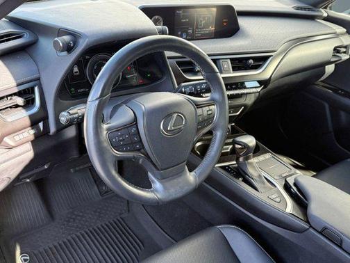 2022 Lexus UX 250h Base