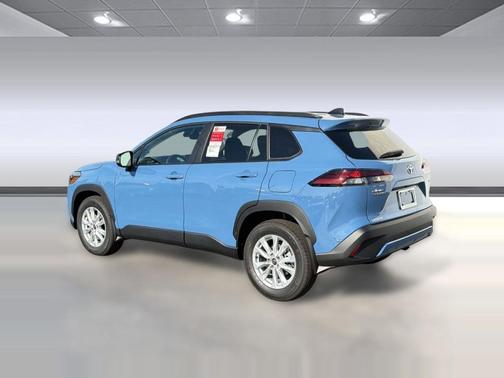 CALBL 2026 Toyota Corolla Cross LE