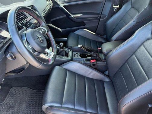 2019 Volkswagen Golf GTI 2.0T S 4-Door