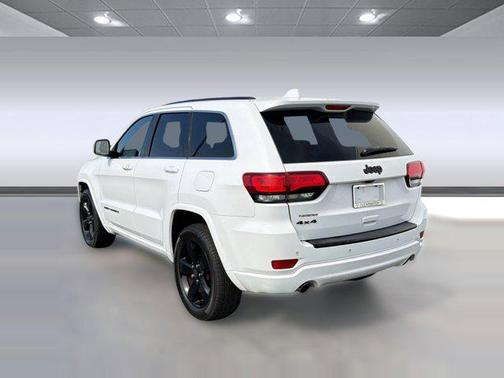 Bright White Clearcoat 2015 Jeep Grand Cherokee Altitude