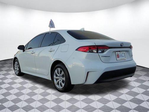 2024 Toyota Corolla Hybrid LE