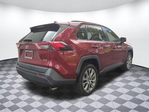 2022 Toyota RAV4 XLE Premium