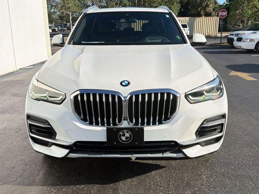 White 2023 BMW X5 xDrive40i