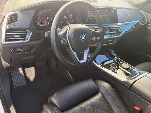 White 2023 BMW X5 xDrive40i