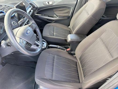 Blue Candy Metallic Tinted Clearcoat 2018 Ford EcoSport SE