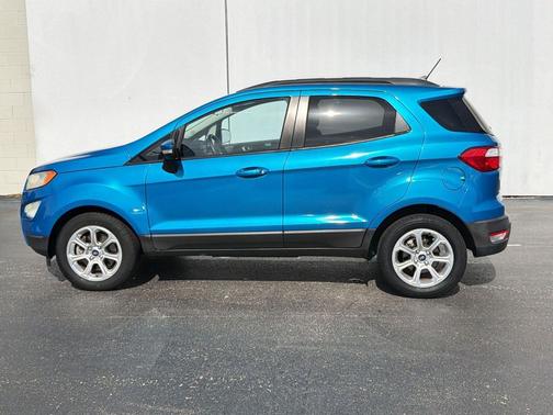 Blue Candy Metallic Tinted Clearcoat 2018 Ford EcoSport SE