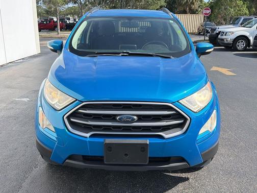 Blue Candy Metallic Tinted Clearcoat 2018 Ford EcoSport SE