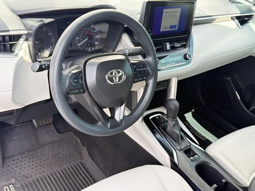 Sonic Silver 2023 Toyota Corolla Cross L