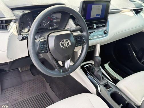 Sonic Silver 2023 Toyota Corolla Cross L