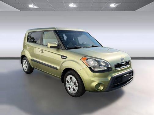 Alien 2012 Kia Soul Base