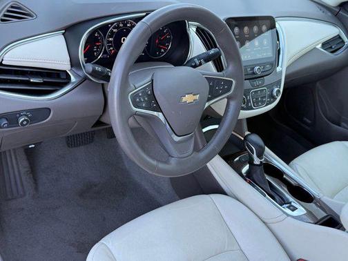 2024 Chevrolet Malibu FWD 2LT