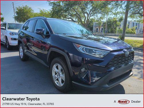 2020 Toyota RAV4 Hybrid XLE