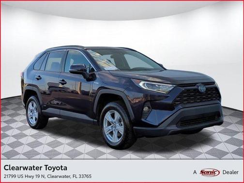 2020 Toyota RAV4 Hybrid XLE