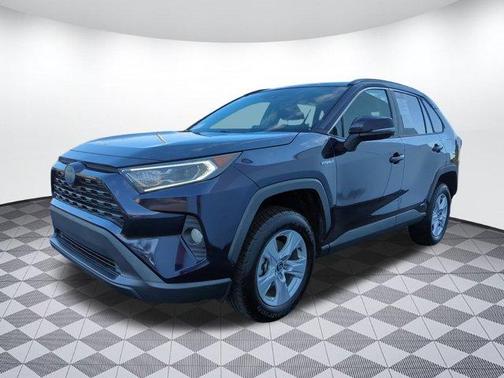 2020 Toyota RAV4 Hybrid XLE