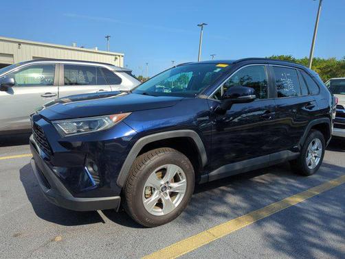 2020 Toyota RAV4 Hybrid XLE