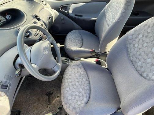 2000 Toyota ECHO 2dr Cpe Auto
