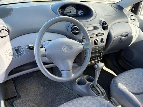 2000 Toyota ECHO 2dr Cpe Auto