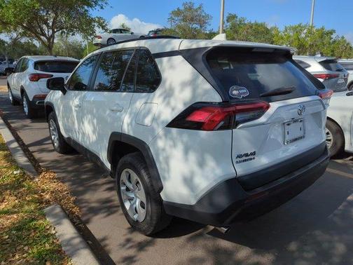 2021 Toyota RAV4 LE