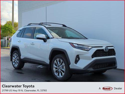 2025 Toyota RAV4 XLE Premium