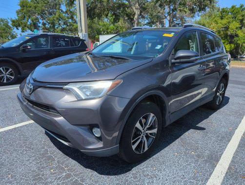 2016 Toyota RAV4 XLE