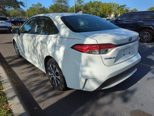 2022 Toyota Corolla Hybrid SE