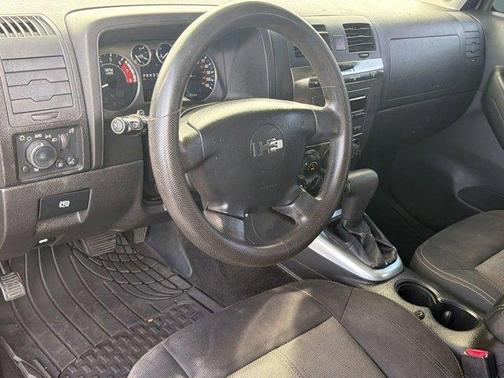 Black 2007 Hummer H3 Base
