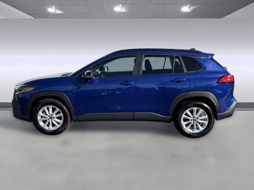 2025 Toyota Corolla Cross LE