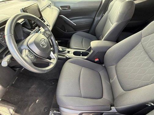 2025 Toyota Corolla Cross LE