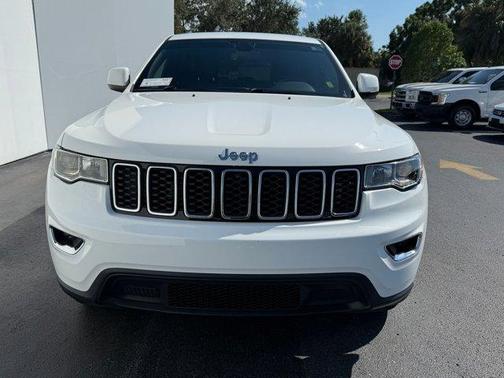 2020 Jeep Grand Cherokee Laredo