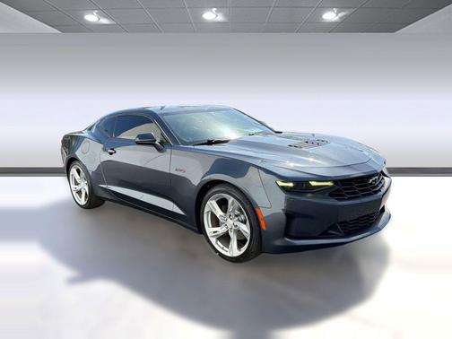 Shadow Gray Metallic 2020 Chevrolet Camaro RWD Coupe LT1