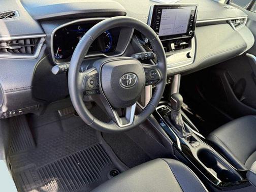 2022 Toyota Corolla Cross XLE