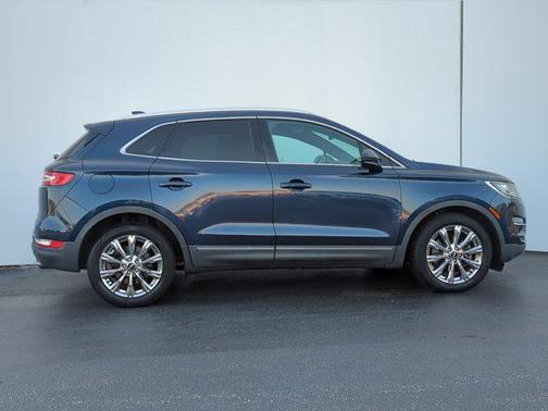 2015 Lincoln MKC Base