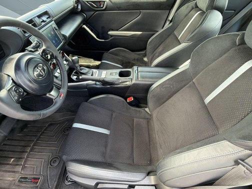 Trueno Blue 2023 Toyota GR86 Premium