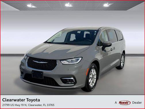 2023 Chrysler Pacifica Touring L