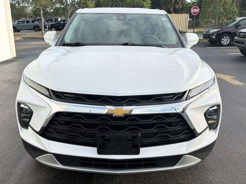 Summit White 2025 Chevrolet Blazer 2LT