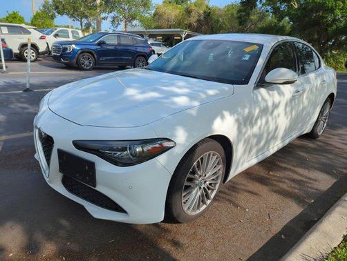 2020 Alfa Romeo Giulia Ti Lusso