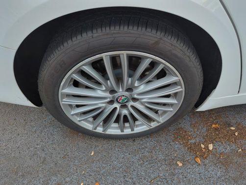 2020 Alfa Romeo Giulia Ti Lusso