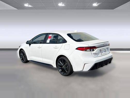 Ice Cap 2026 Toyota Corolla SE