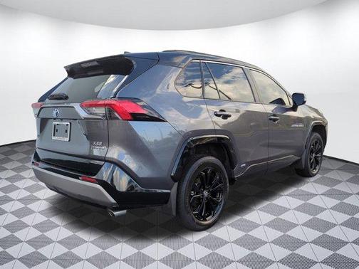 2024 Toyota RAV4 Hybrid SE