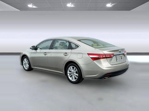 2014 Toyota Avalon XLE