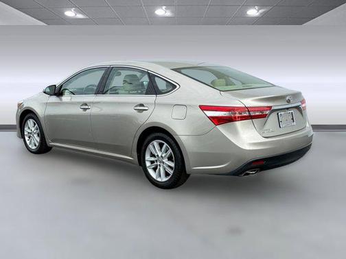 2014 Toyota Avalon XLE