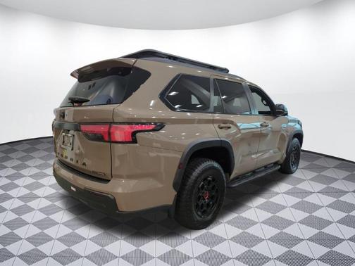 2025 Toyota Sequoia SR5