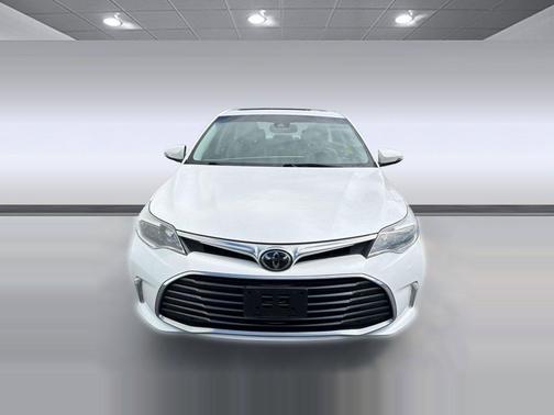 Blizzard Pearl 2016 Toyota Avalon Limited