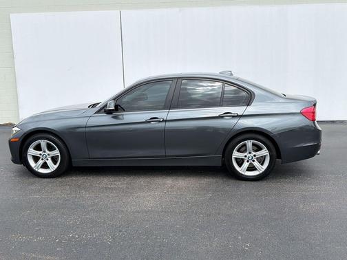 Mineral Gray Metallic 2015 BMW 328 328i (4dr Sdn 328i RWD South Africa)