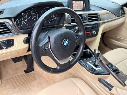 Mineral Gray Metallic 2015 BMW 328 328i (4dr Sdn 328i RWD South Africa)