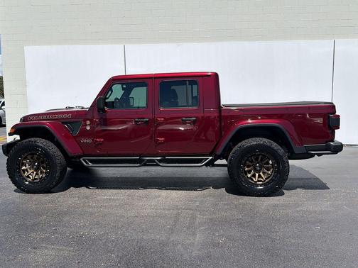 Snazzberry Pearlcoat 2021 Jeep Gladiator Rubicon