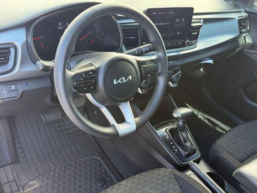 2022 Kia Rio LX