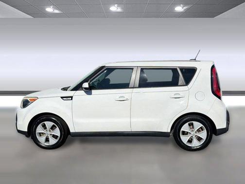 Clear White 2016 Kia Soul Base