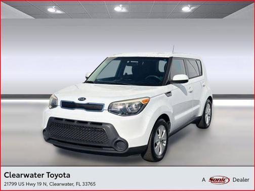 Clear White 2016 Kia Soul Base