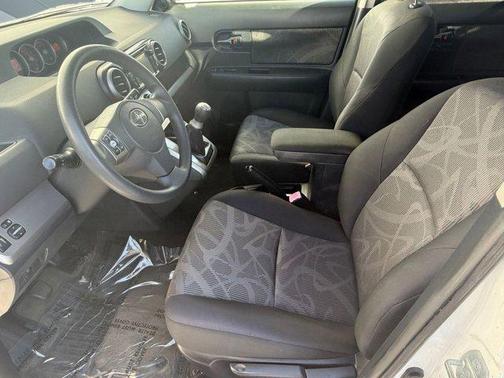 2014 Scion xB Release Series 10.0